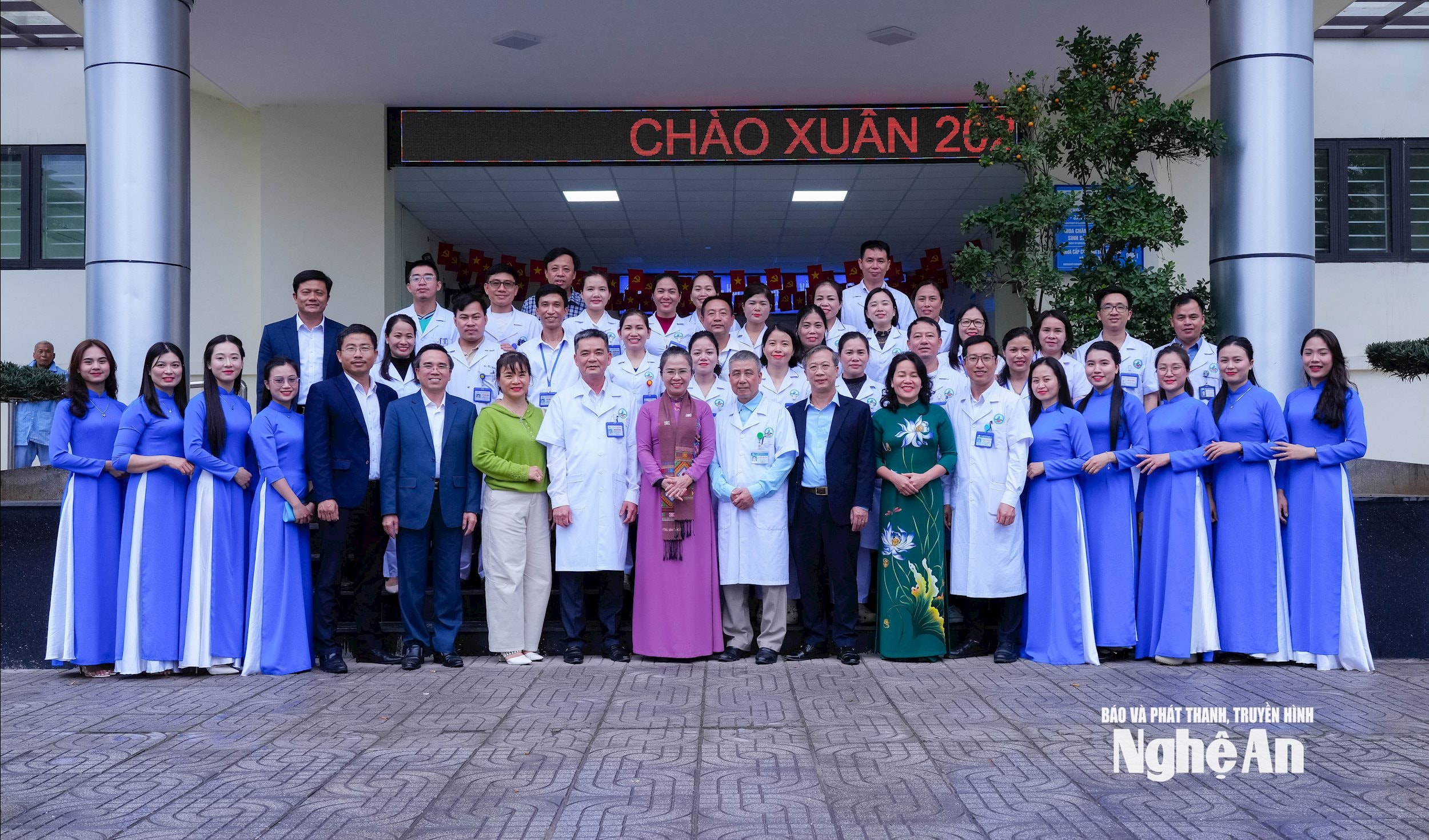  chị hạnh
