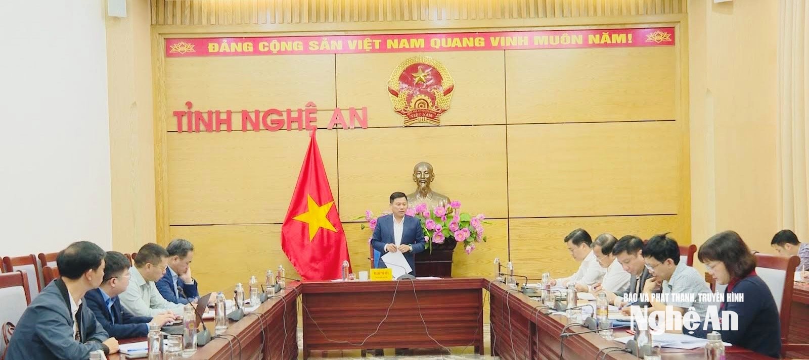  Toàn cảnh cuộc làm việc