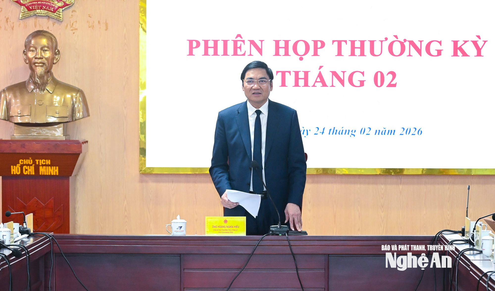 Họp thường trực HĐND tỉnh