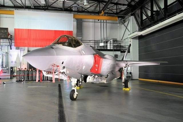 F-35 đối trọng với tên lửa Iskander-M