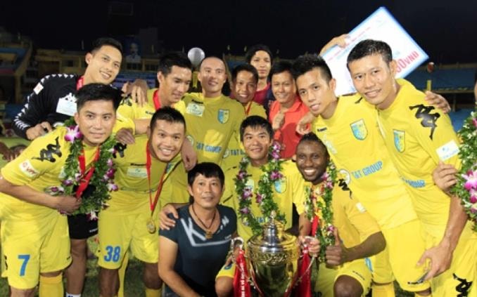 Hà Nội FC liên tục gặt hái danh hiệu sau khi lên chơi tại giải đấu cao nhất Việt Nam.