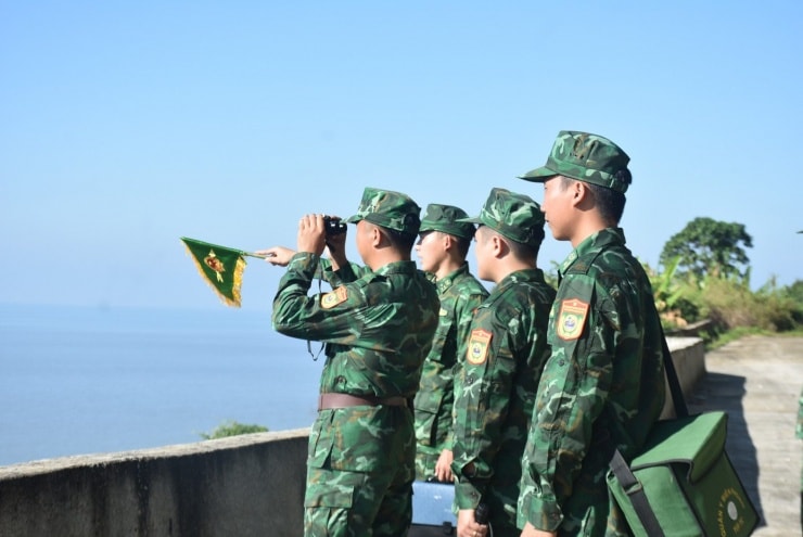 Lực lượng bộ đội bảo vệ chủ quyền trên đảo Hòn Khoai