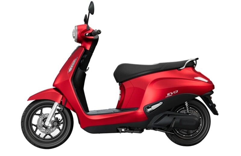 VinFast Evo bản đổi pin VinFast Evo bản đổi pin là xe máy điện đổi pin đầu tiên của VinFast