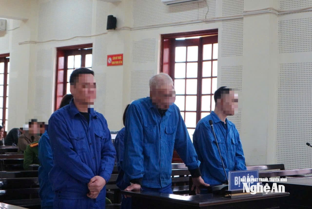 2.ảnh pv