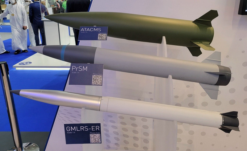 Hệ thống M142 HIMARS phóng tên lửa PrSM