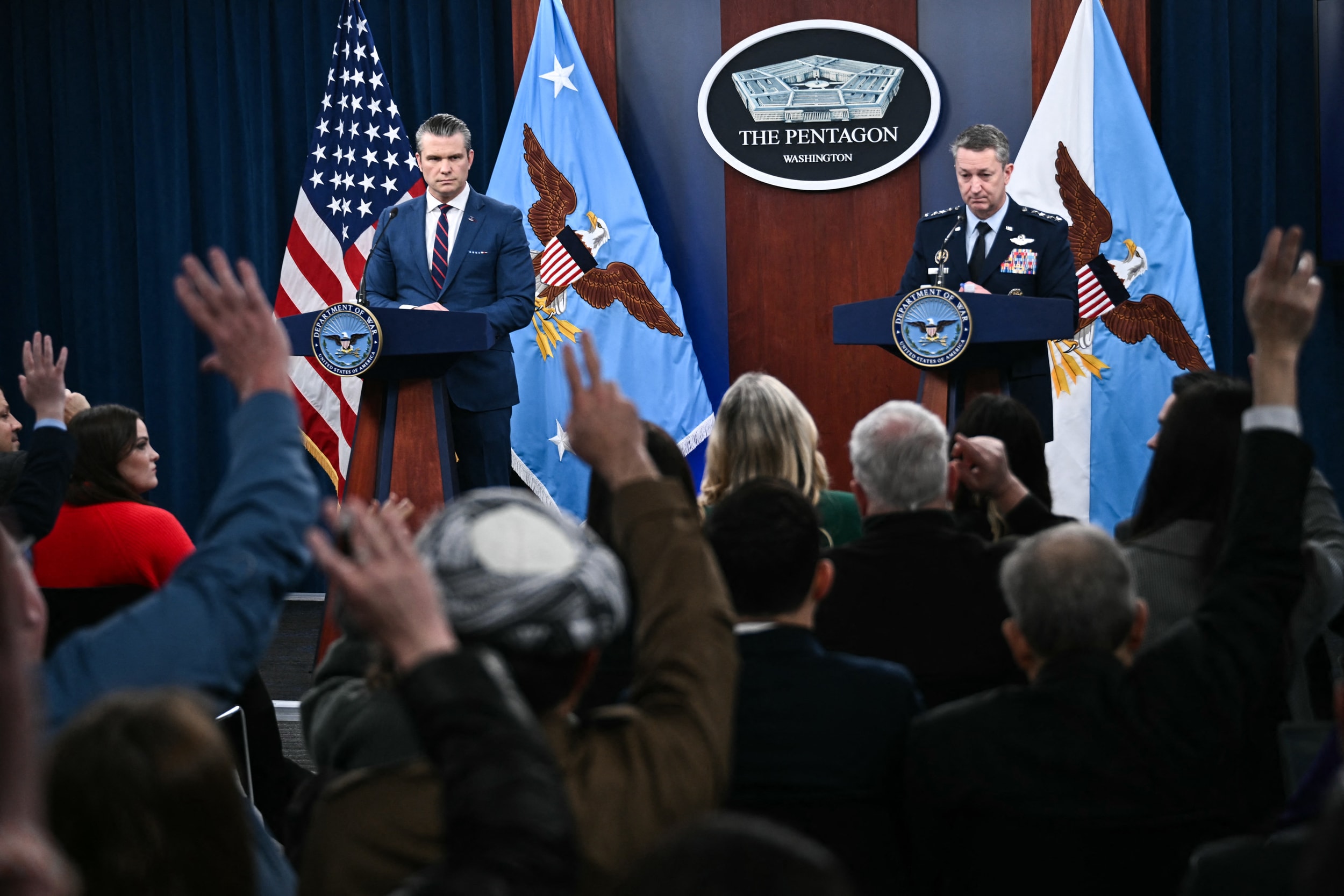 afp__20260302__99l88e9__v1__highres__usiranpoliticsconflictdefense.jpg