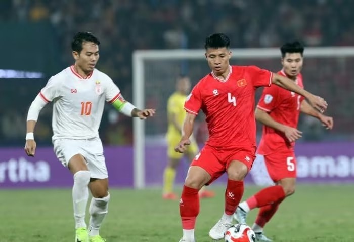 Văn Tiến Dũng là tổn thất cực lớn cho hệ thống phòng ngự của tuyển Việt Nam trước thềm đối đầu Malaysia.
