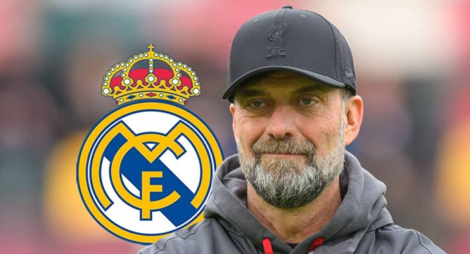 Jurgen Klopp đang được liên kết với chiếc ghế nóng tại Real Madrid.