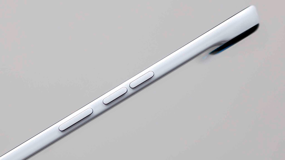 Smartphone này có thân máy mỏng ấn tượng