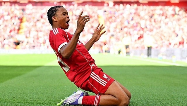 Tài năng trẻ Rio Ngumoha của Liverpool