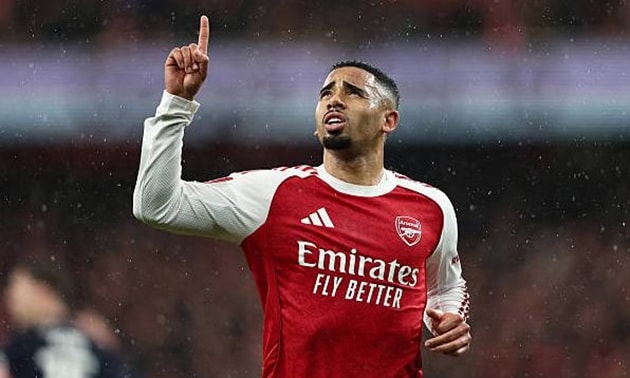 Gabriel Jesus là niềm hy vọng trên hàng công của Arsenal trong trận đấu với Mansfield.