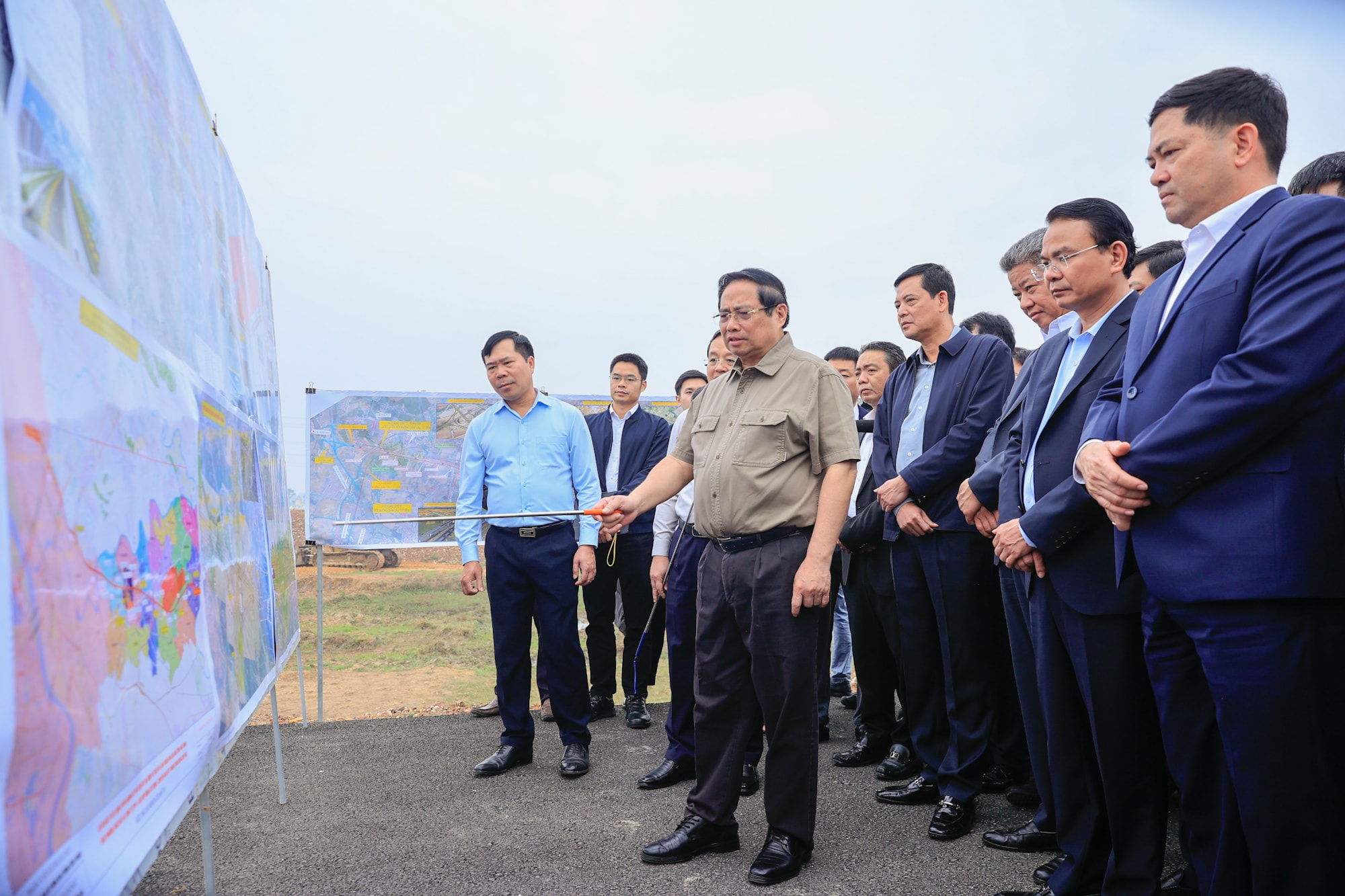 Thủ tướng: Phát triển kinh tế hàng không, khu thương mại tự do thế hệ mới tại sân bay Gia Bình- Ảnh 1. Thủ tướng: Phát triển kinh tế hàng không, khu thương mại tự do thế hệ mới tại sân bay Gia Bình- Ảnh 1.