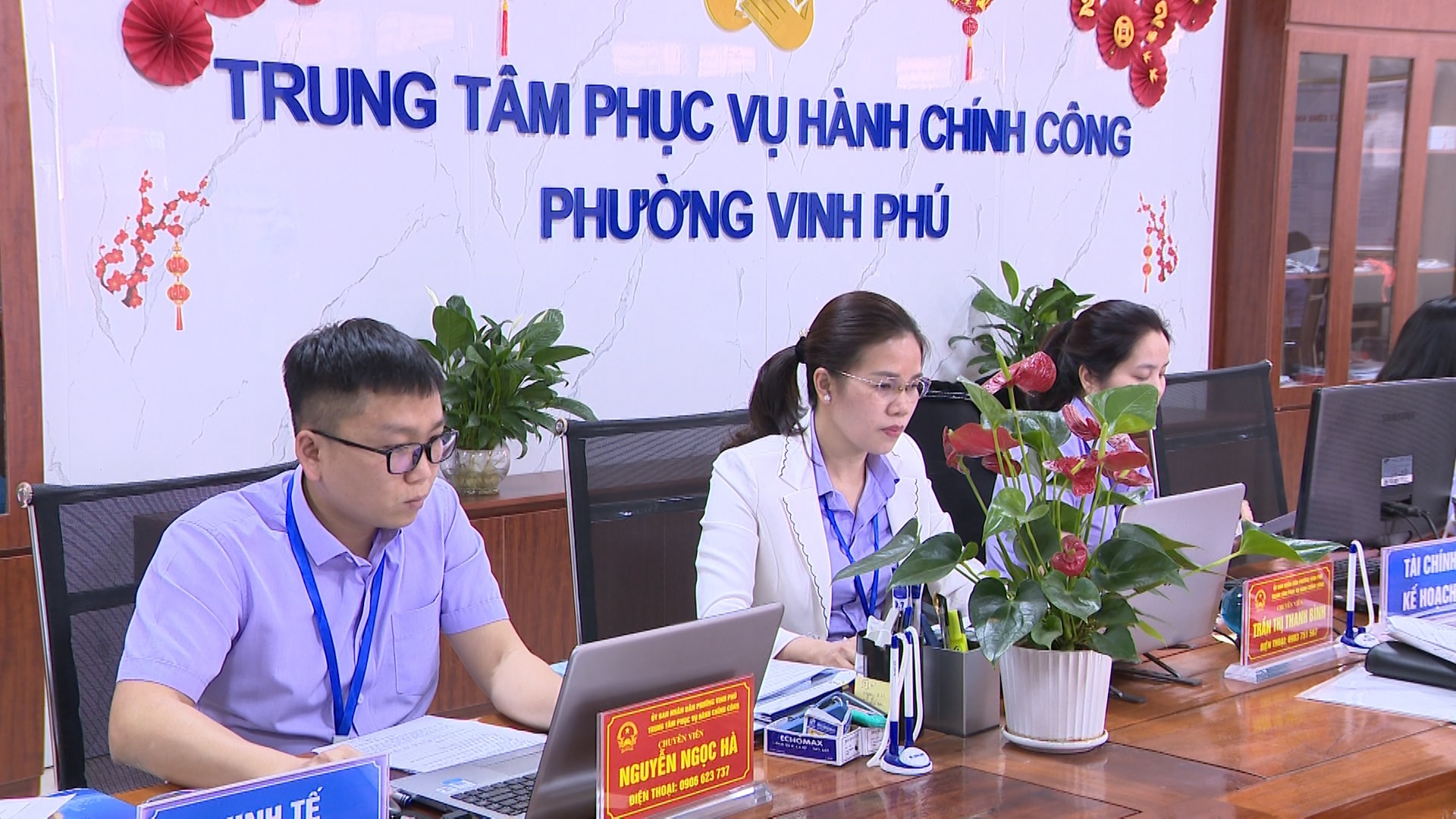Giải quyết thủ tục hành chính tại Trung tâm phục vụ hành chính công phường Vinh P
