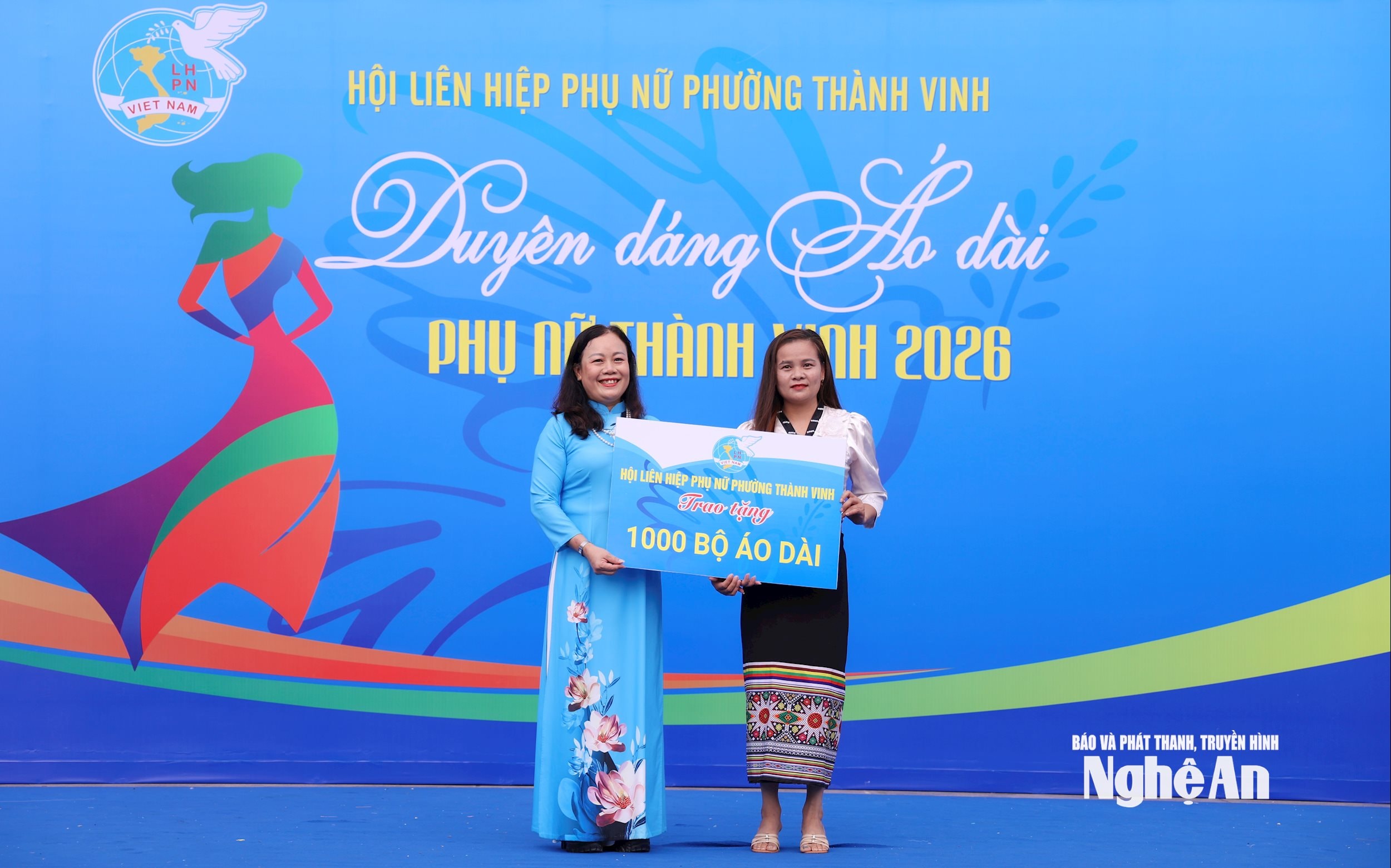 bna_5287.jpg