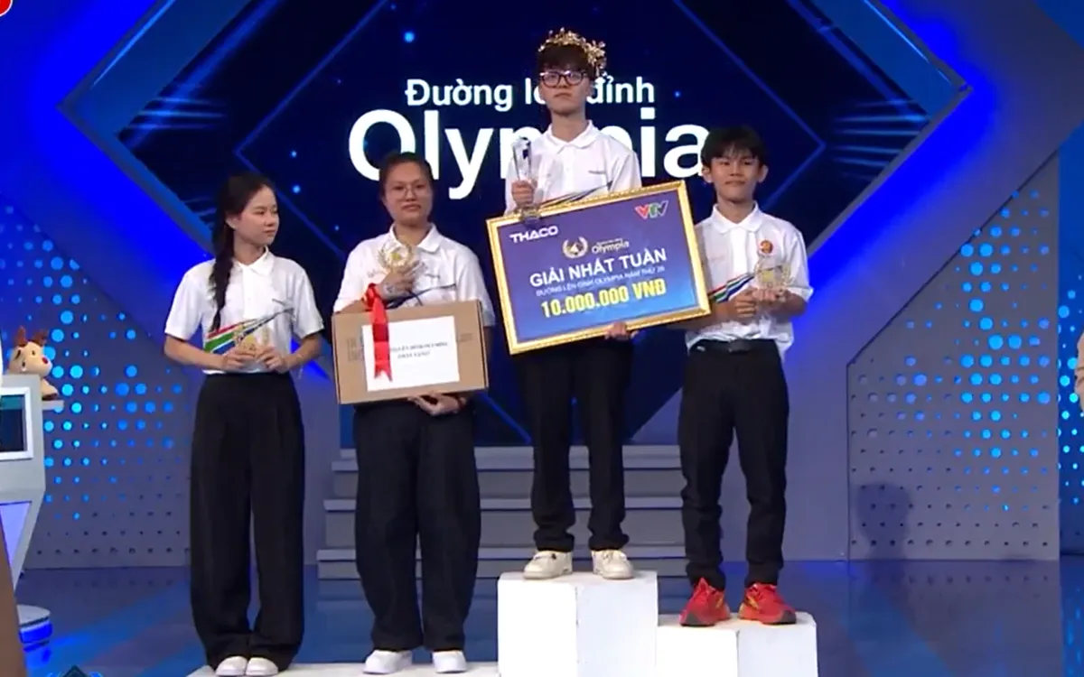 Bốn thí sinh tham gia cuộc thi Tuần 2 - Tháng 2 - Quý 2 của Đường lên đỉnh Olympia năm thứ 26