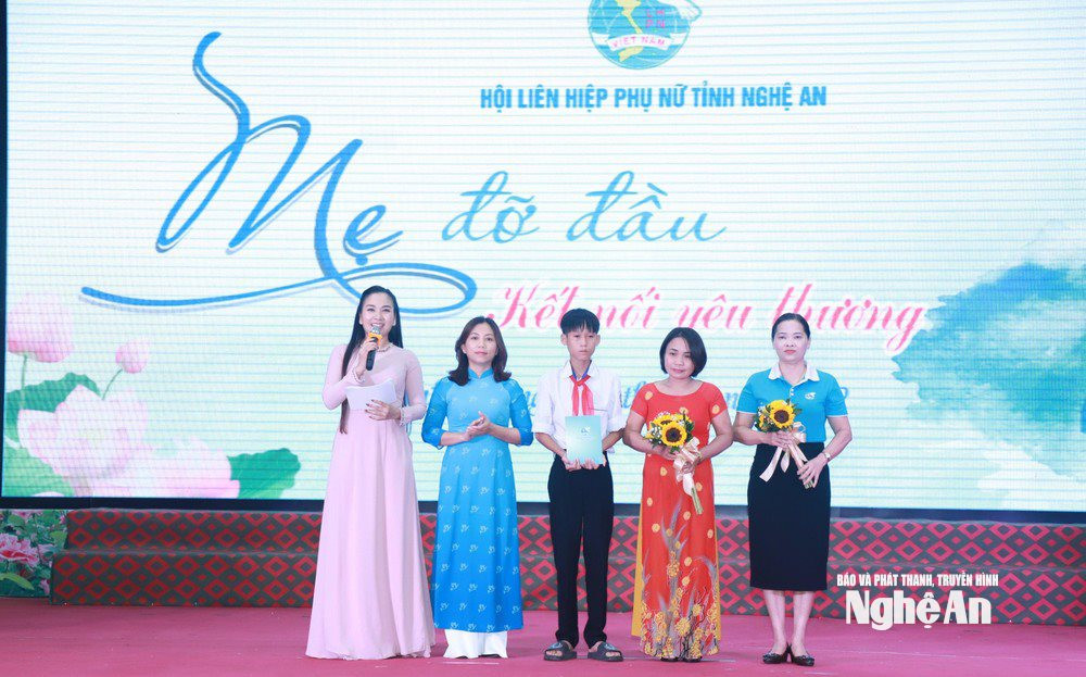 Mẹ đỡ đầu