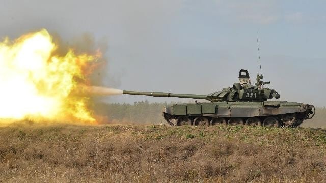 Xe tăng T-72B3M do Uralvagonzavod sản xuất đang thực hiện các bài diễn tập quân sự.