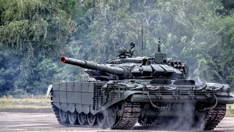 Hệ thống phun lửa hạng nặng Solntsepek sử dụng khung gầm xe tăng T-72.