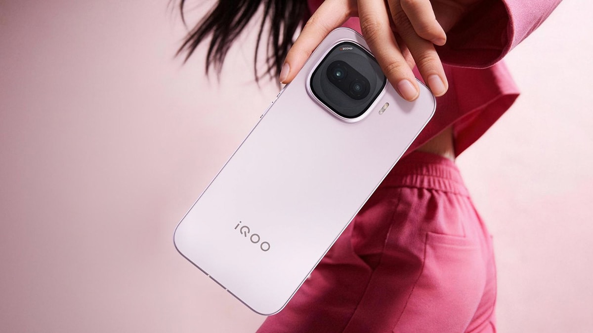 Hình ảnh rò rỉ của iQOO Z11 với pin dung lượng lớn