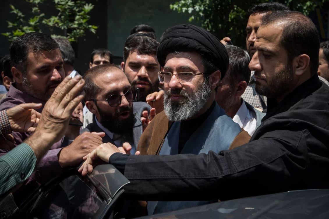 mojtaba. ảnh afp