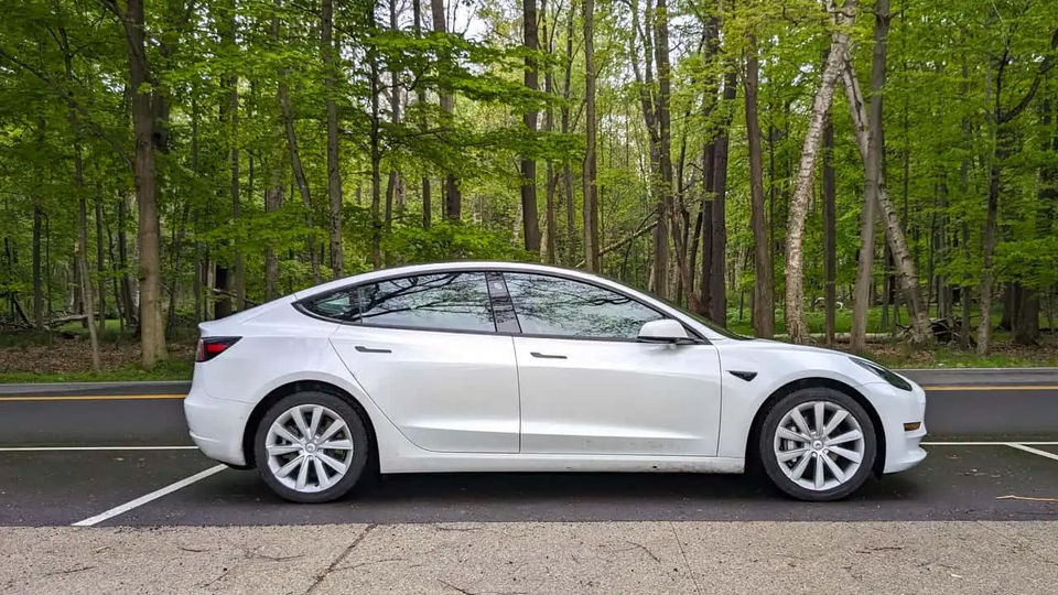 Trạm sạc xe điện Tesla Model 3