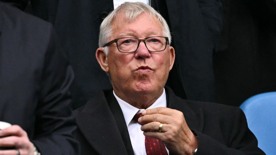Kỷ nguyên vàng son của Sir Alex Ferguson tại Manchester United với hàng loạt danh hiệu lớn nhỏ.