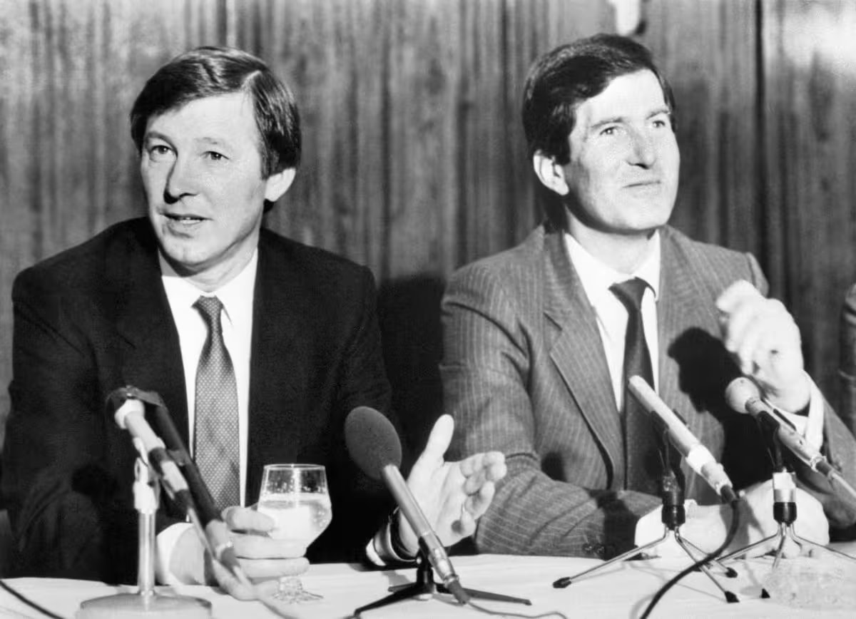 Hình ảnh Sir Alex Ferguson trong những ngày đầu tiếp quản Man United năm 1986.