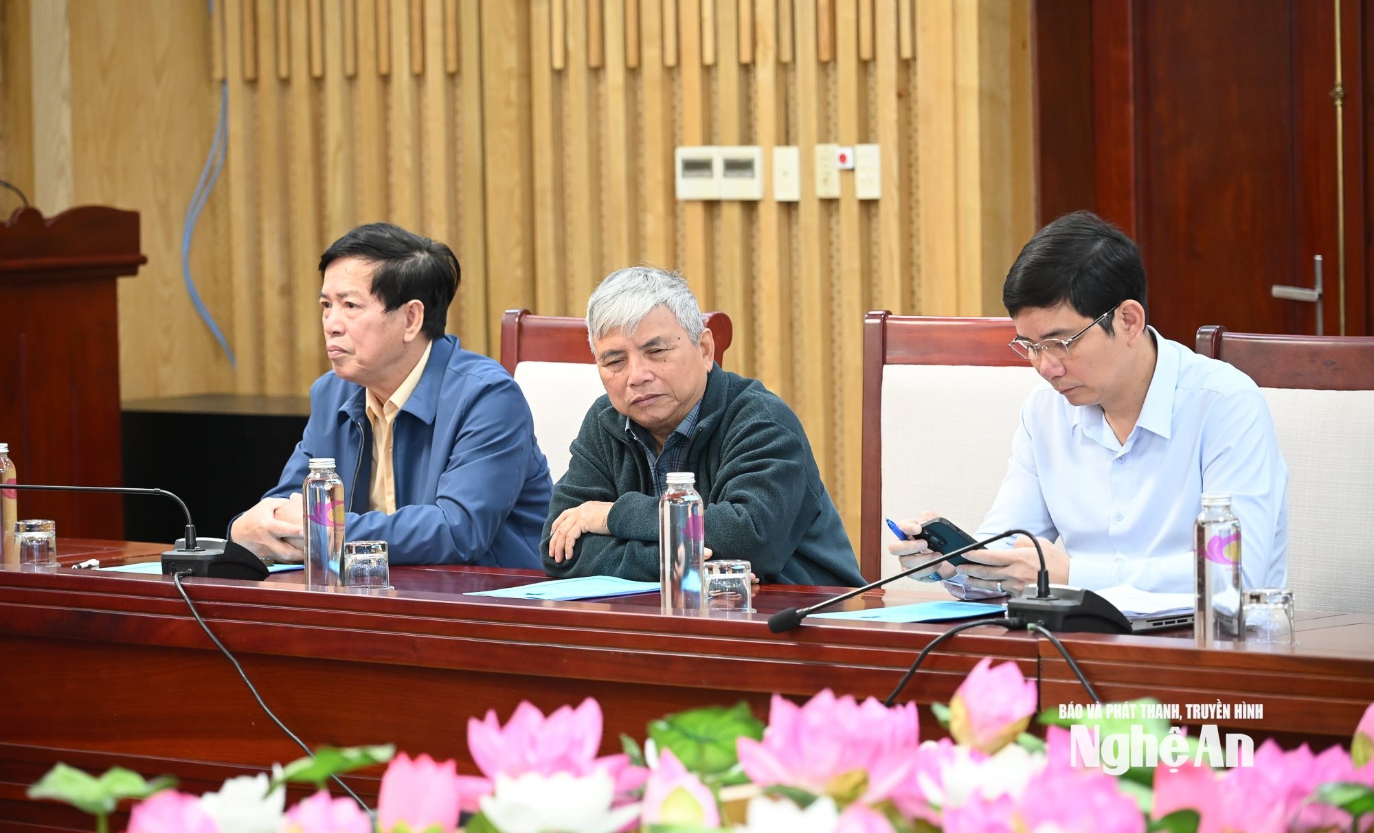 Họp trực tuyến Kinh tế bạc 5