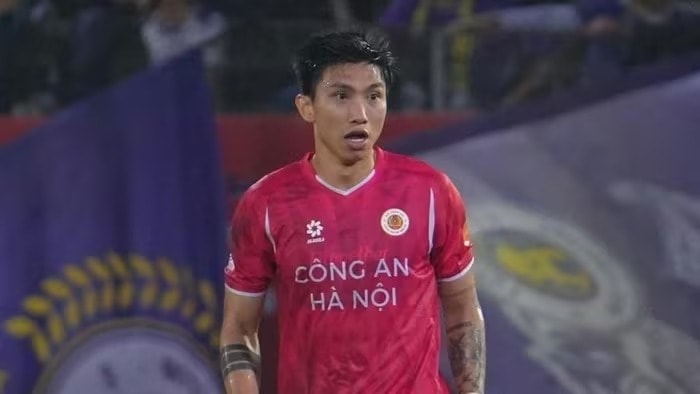 Văn Hậu trở lại tuyển Việt Nam.