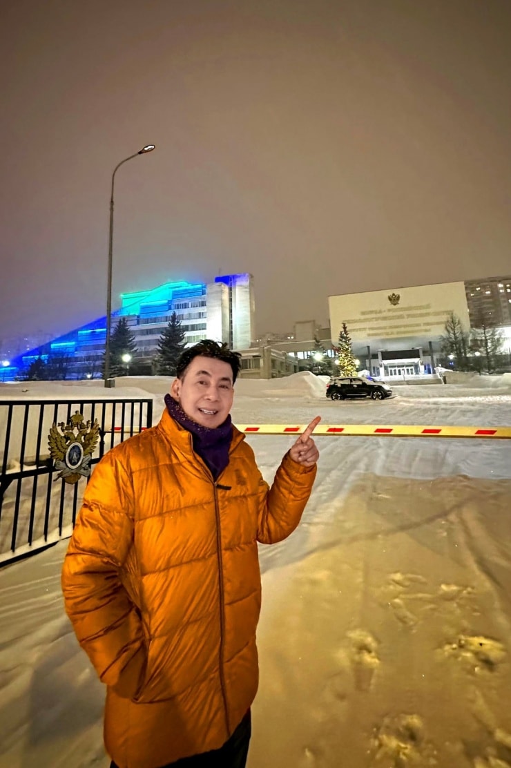 Đoan Trường thăm lại trường cũ tại Moscow