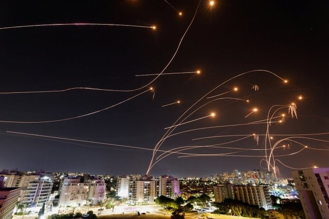 Hệ thống phòng không Iron Dome của Israel đối mặt với chỉ trích