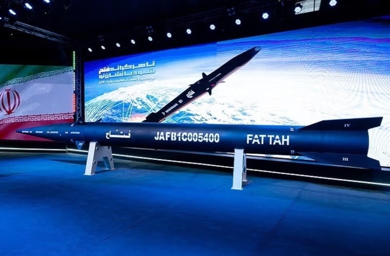 Tên lửa siêu vượt âm Fattah-1 của Iran với khả năng cơ động cao