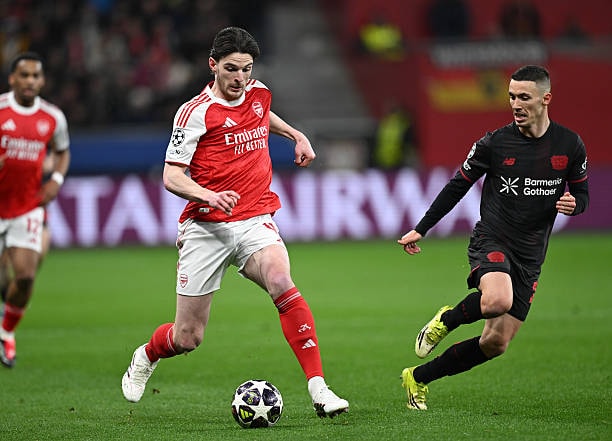 Declan Rice đánh chặn hiệu quả