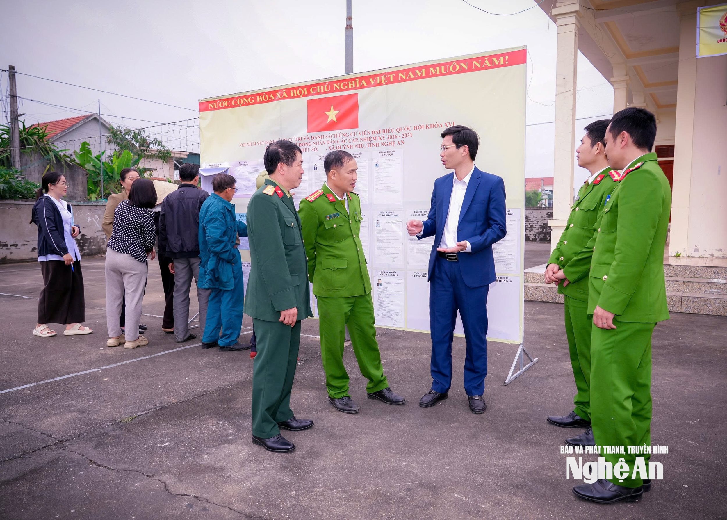 4.ảnh pv