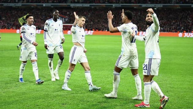 Aston Villa giành chiến thắng quan trọng trước Lille tại cúp châu Âu
