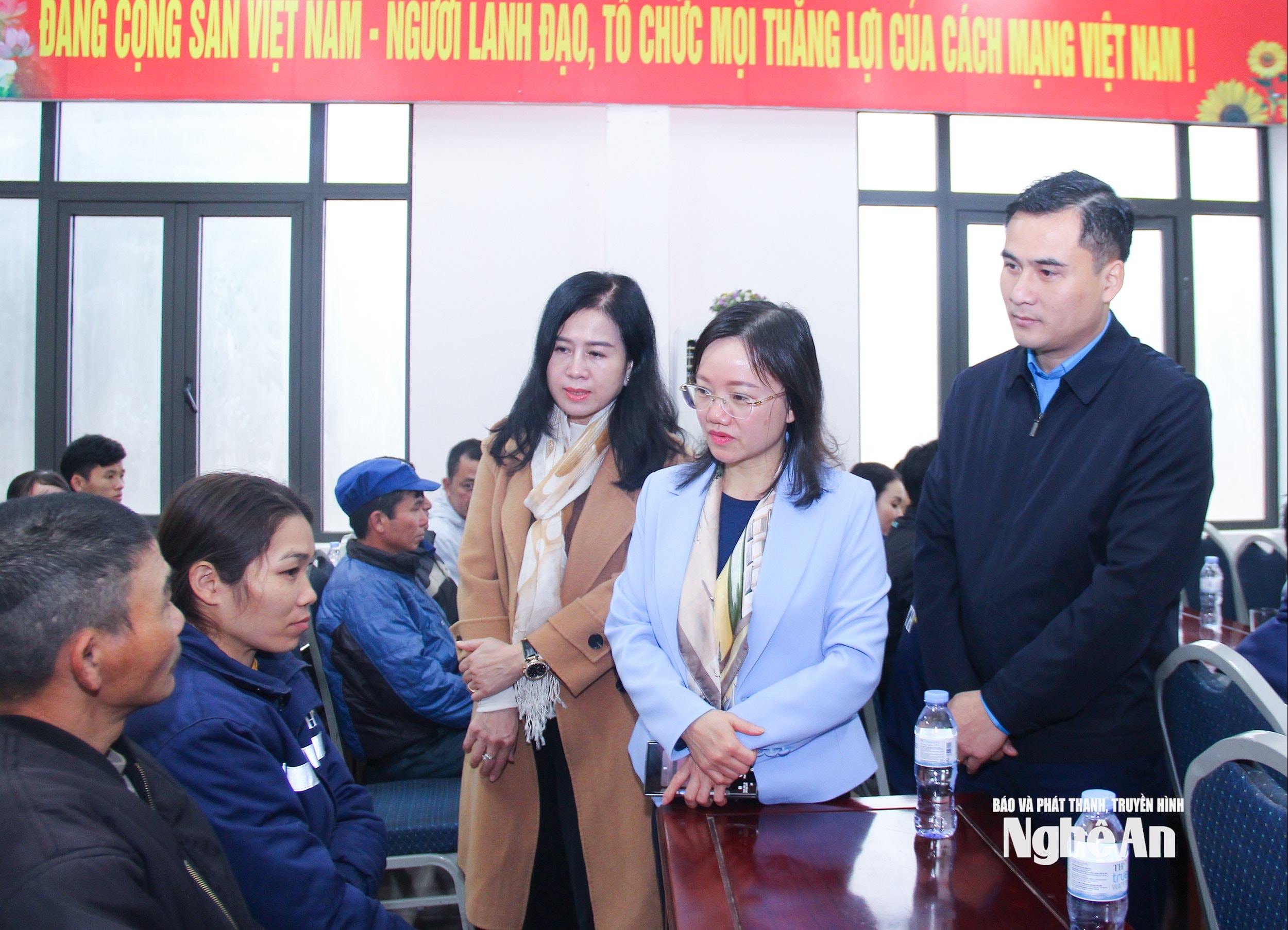  Các đại biểu dân cử t