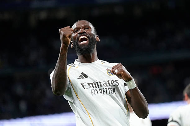 Antonio Rudiger - 7.7 điểm: Thể hiện sự chuyên nghiệp và vững chãi tuyệt đối.