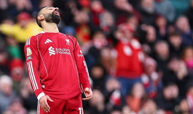 Mohamed Salah không để lại nhiều dấu ấn khi vào sân từ băng ghế dự bị trong hiệp hai.