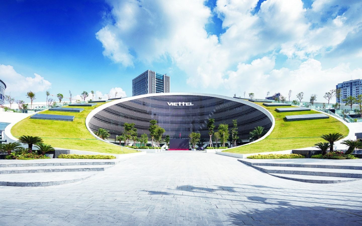 Viettel vượt Starlink của Elon Musk, đứng số 1 viễn thông thế giới