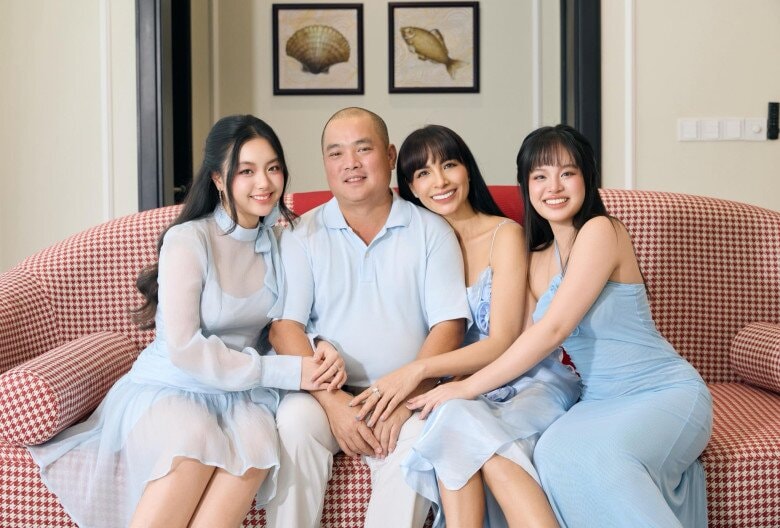 Gia đình của nhạc sĩ Minh Khang - Thúy Hạnh.