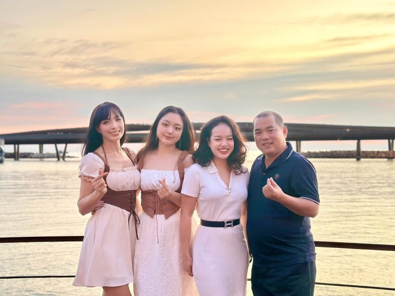 Nam nhạc sĩ cho biết việc công khai hình ảnh đã gây ảnh hưởng đến gia đình anh.