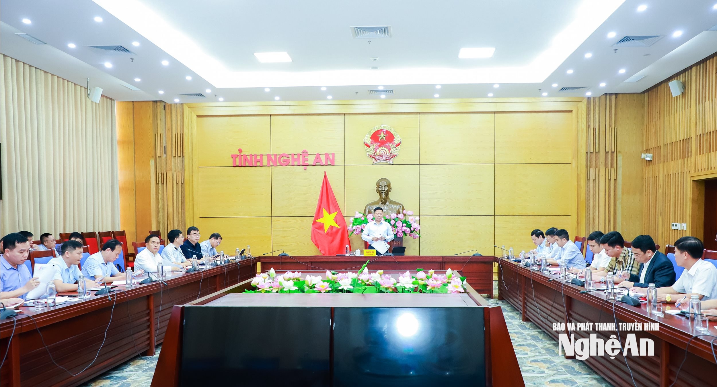 Quang cảnh cuộc làm việc. Ảnh: Thành Duy