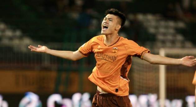 Đinh Quang Kiệt sở hữu chiều cao hơn người.
