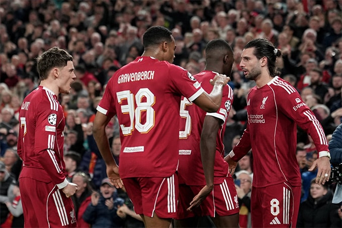 Liverpool đã rất bùng nổ trước Galatasaray.