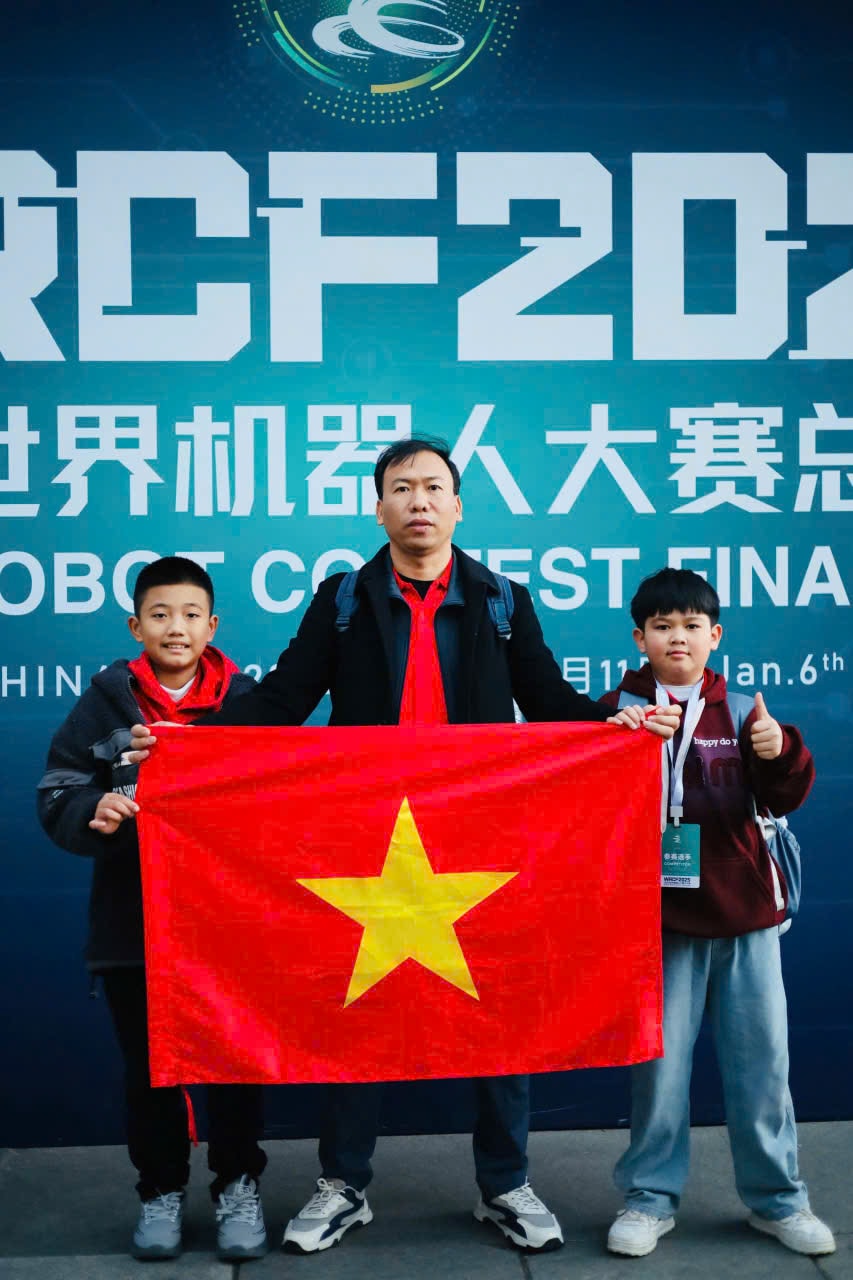 z7638919800472_9fb69fb03c4979d2330662622238dae7.jpg