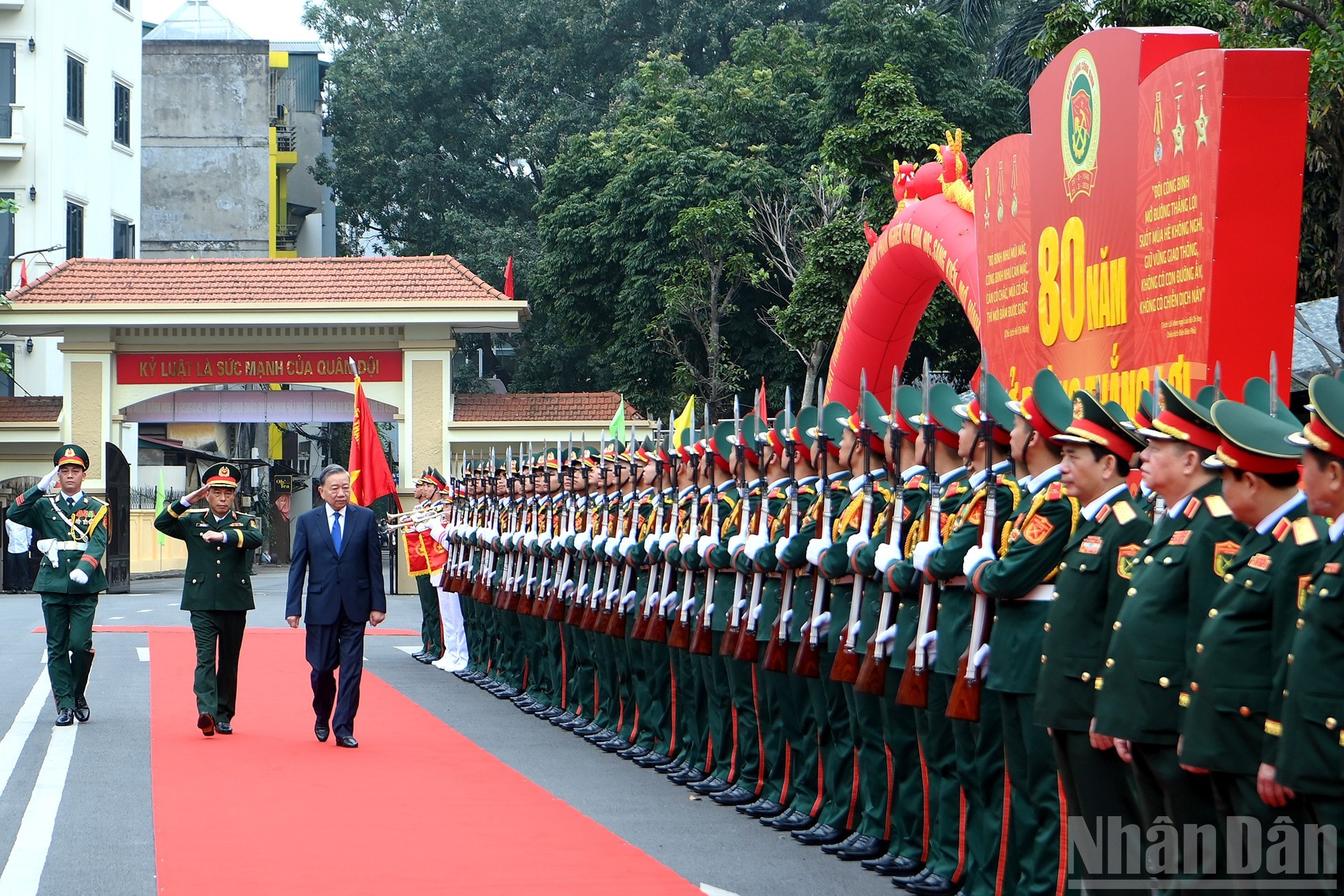 ndo_br_a2-bnd-3583.jpg