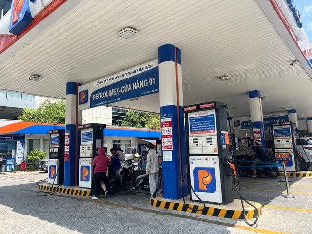 TPHCM bảo đảm nguồn cung xăng dầu phục vụ kinh doanh vận tải ổn định