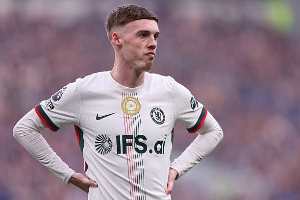 Cole Palmer bế tắc trước hàng thủ Everton