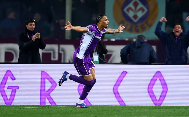 Các cầu thủ Fiorentina ăn mừng sau khi giữ lại được 1 điểm quý giá trước đội đầu bảng Inter Milan.