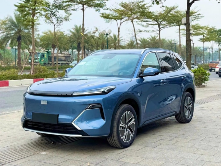 Mẫu SUV Geely EX5 EM-i với khả năng vận hành hỗn hợp xăng điện